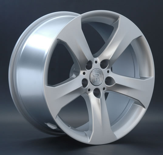 Диск REPLAY B82 9х19 5/120 ET18 D72,6 S